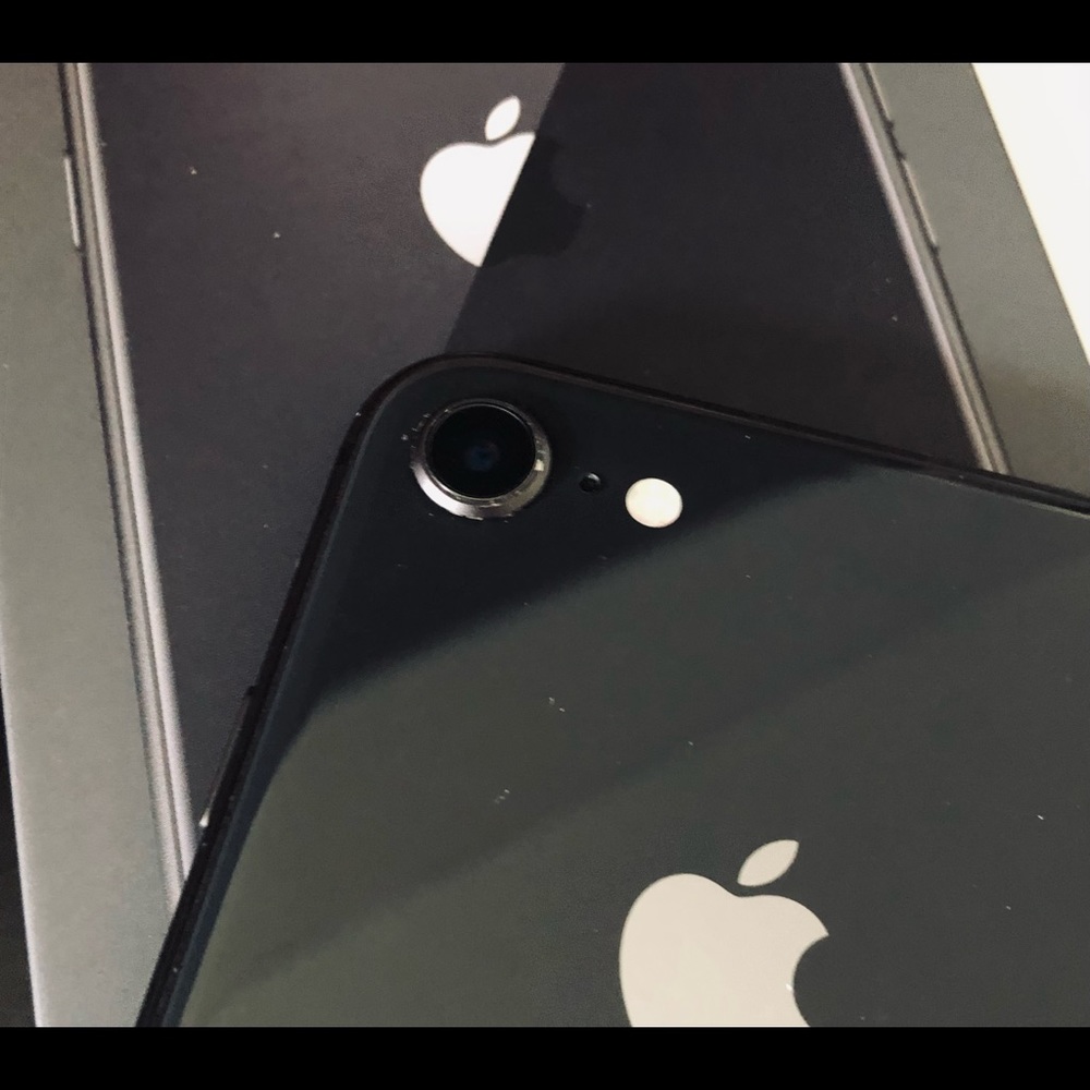 iPhone 8 64 GB Space Gray - Picture 12 of 16
